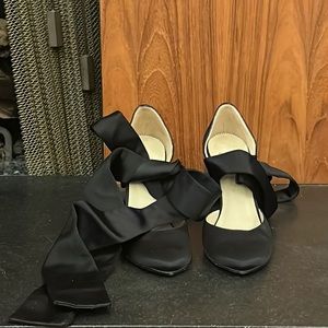 Christian Louboutin Tie around Satin Pumps